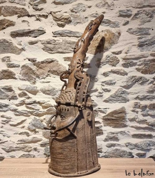 Tete commèmorative ife en bronze