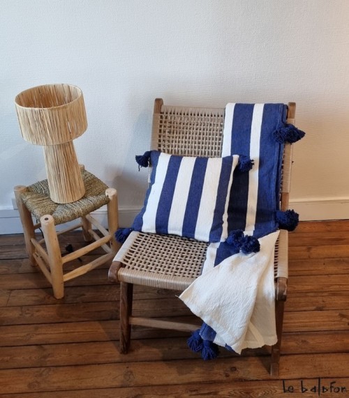 Plaid en laine avec pompons