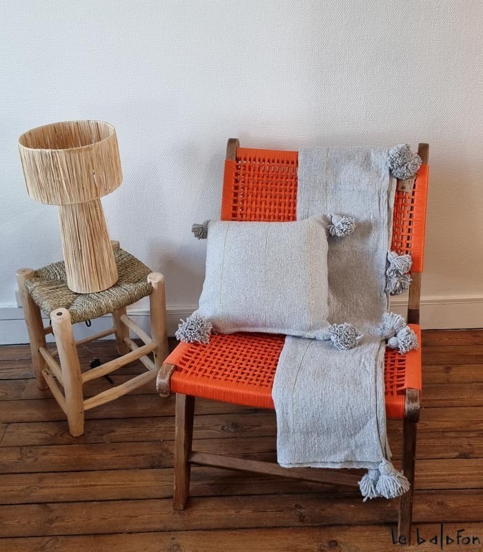 Plaid en laine avec pompons