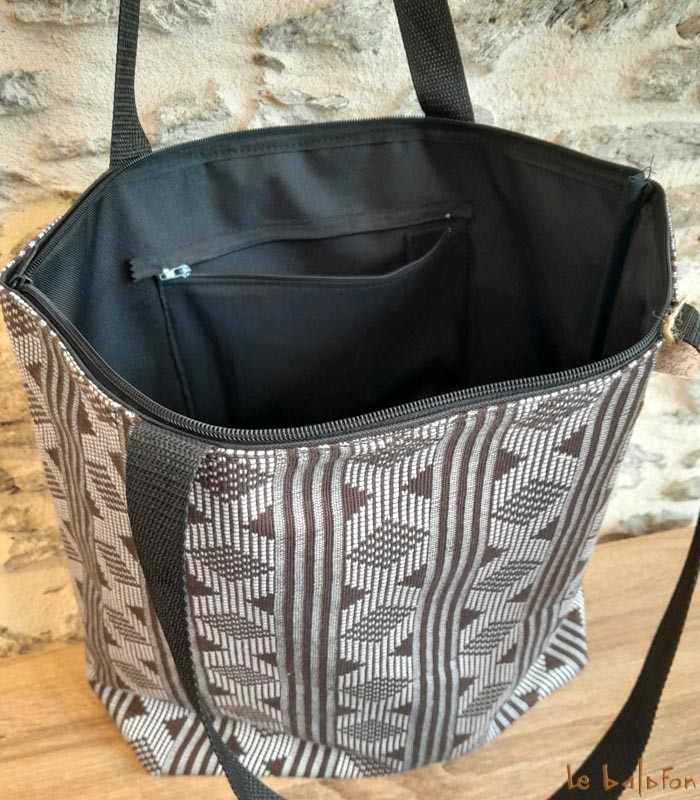 Sac en tissu artisanal de l'ethnie Manjak