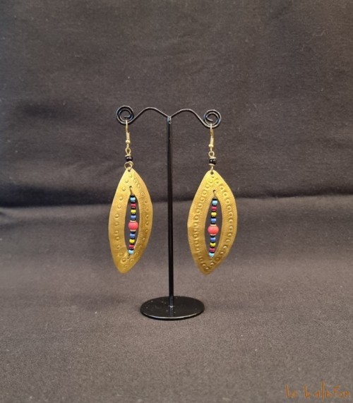 Grandes boucles d'oreilles pendantes Mody
