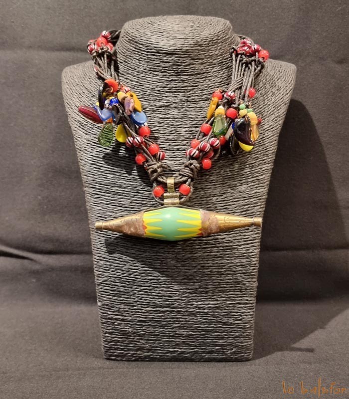collier africain ethnique chic