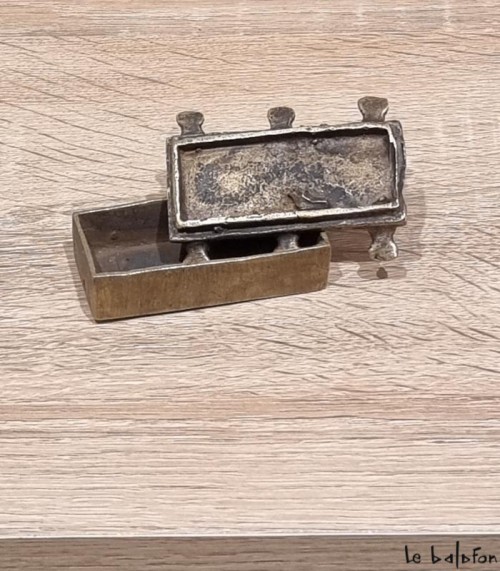 Boîte en bronze africaine Mali
