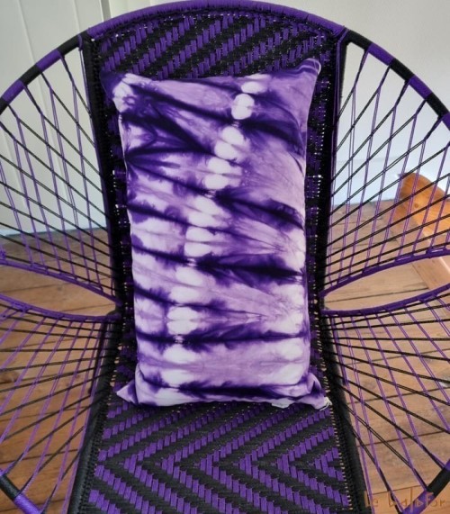 Coussin tie and dye violet 30x50