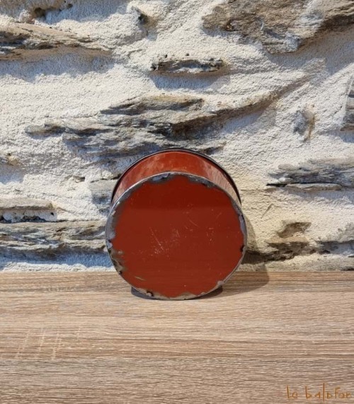 Petite boîte ronde en métal