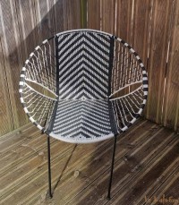 Chaise de jardin blanc et noir motifs chevron