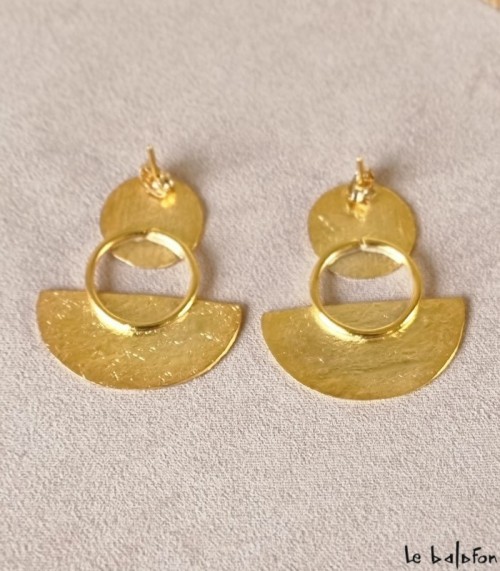 Boucles d'oreilles pendantes dorées