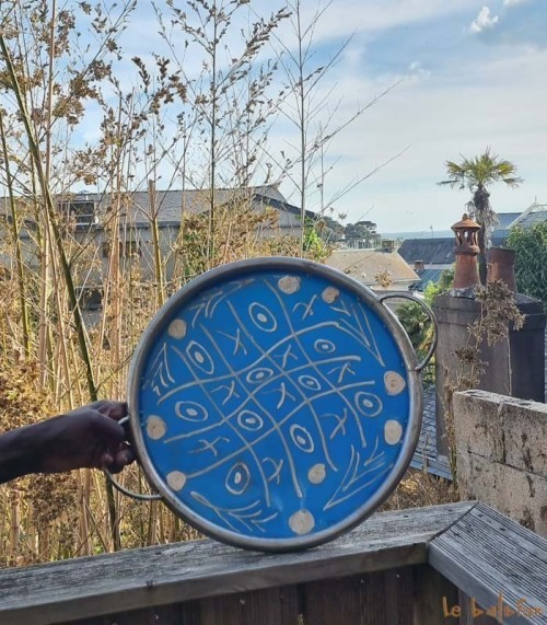 Plateau rond bleu ciel collection Saya