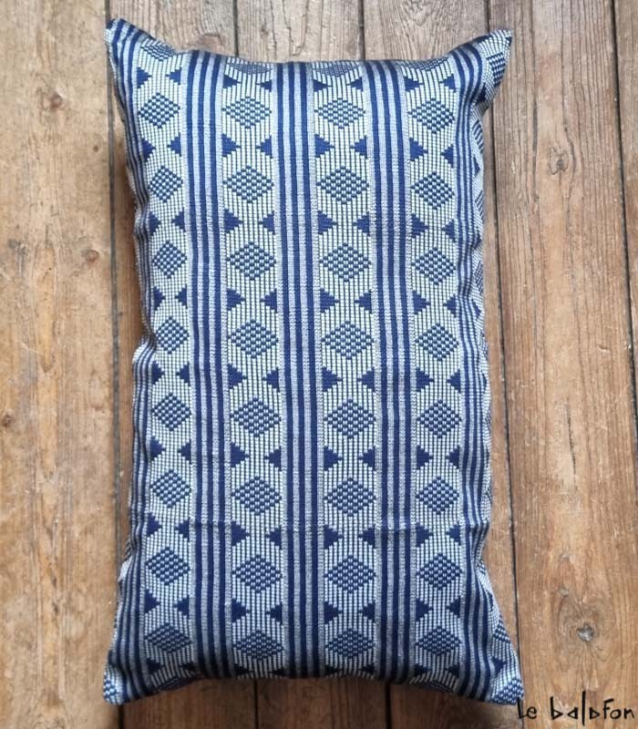 Coussin en pagne tissé 30x50 