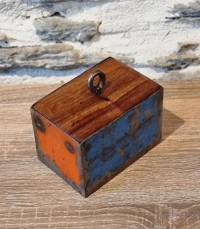 Boîte rectangulaire métal et bois