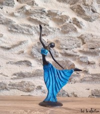 Sculpture en bronze 20 cm Bleu "Valse de lune"