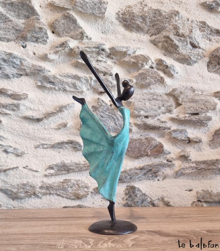 Sculpture en bronze 22 cm Vert d' eau