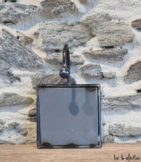 Patère murale artisanale en métal gris - Ecoresponsable