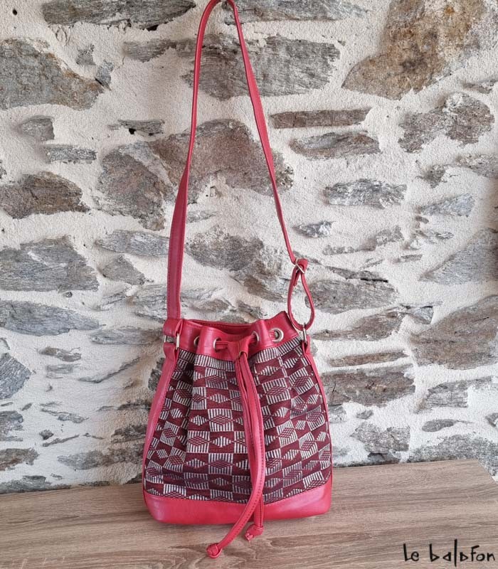 Sac Bourse artisanal en pagne tissé Manjak
