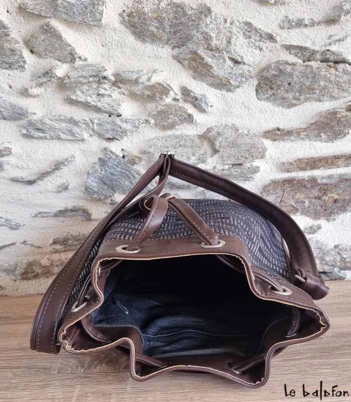 Sac Bourse artisanal en pagne tissé Manjak