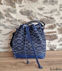 Sac Bourse artisanal en pagne tissé Manjak
