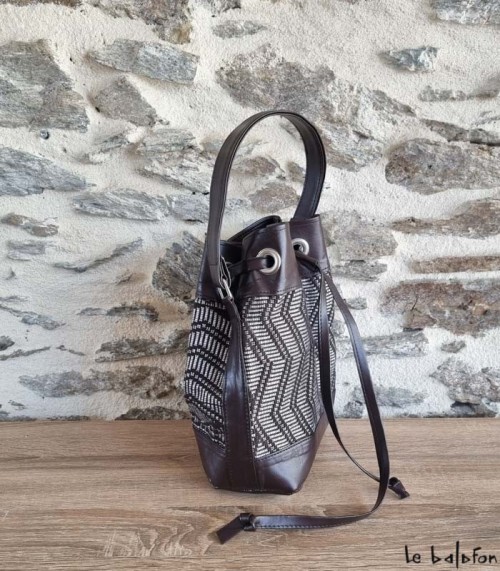 Petit Sac Seau artisanal en pagne tissé Manjak - 3