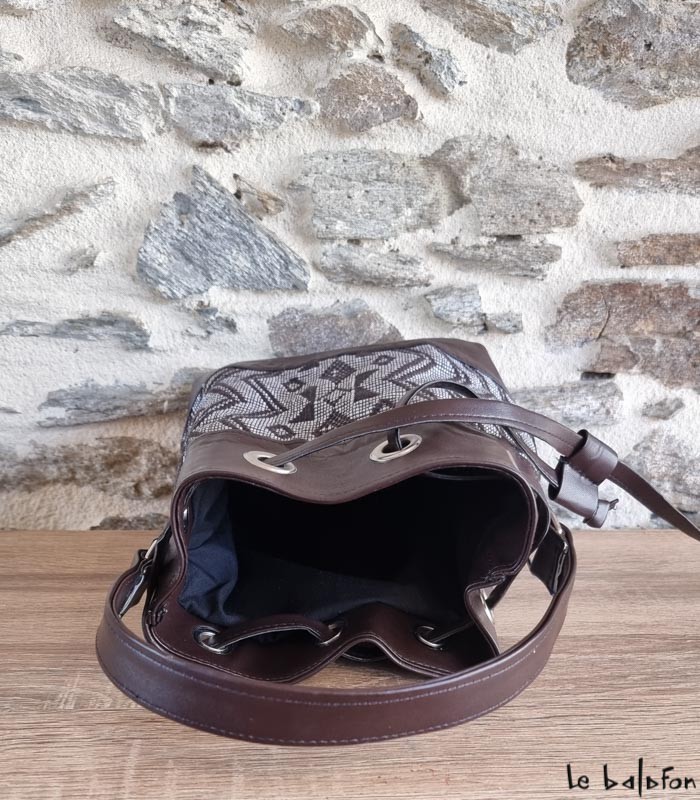 Petit Sac Seau artisanal en pagne tissé Manjak - 5