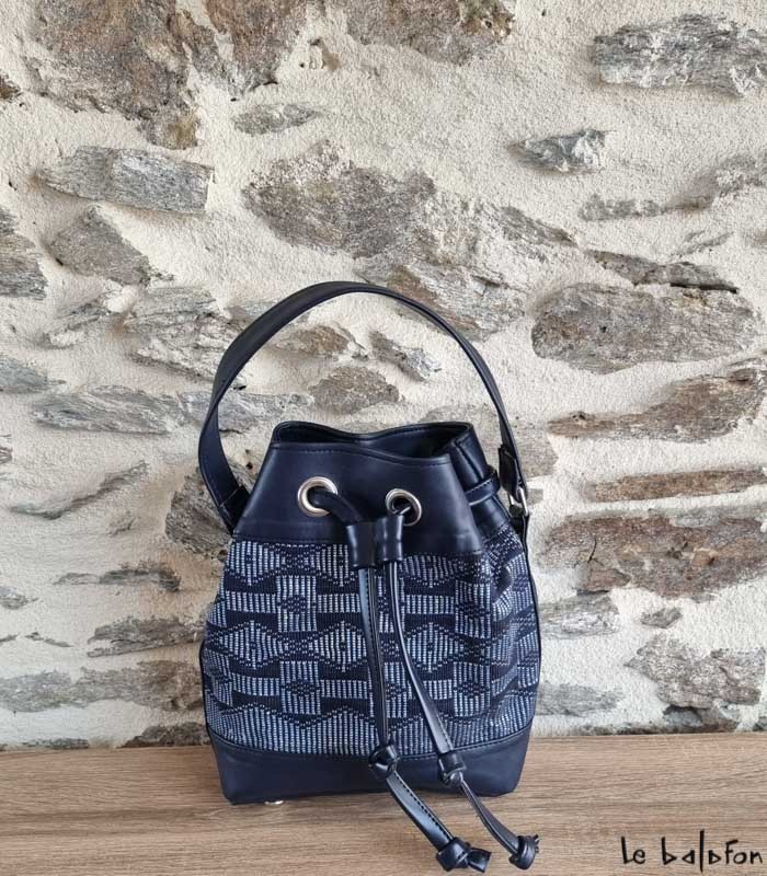 Petit Sac Bourse ethnique bleu en pagne tissé Manjak - 1