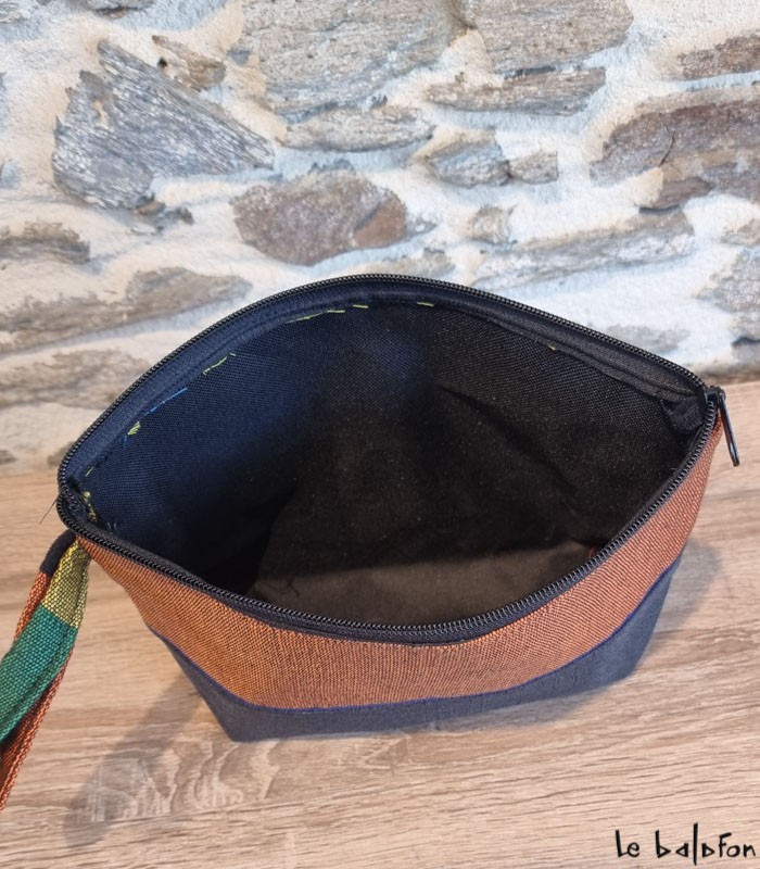 Trousse artisanale en pagne tissé Manjak–Accessoire éthique (Dupliqué) - 5