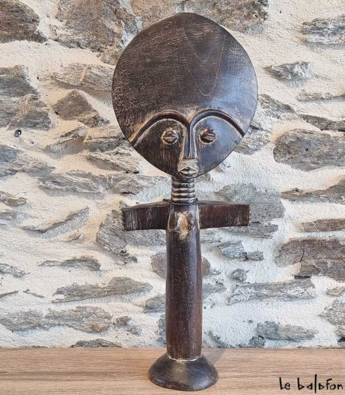 Poupée Ashanti – Statuette traditionnelle ghanéenne