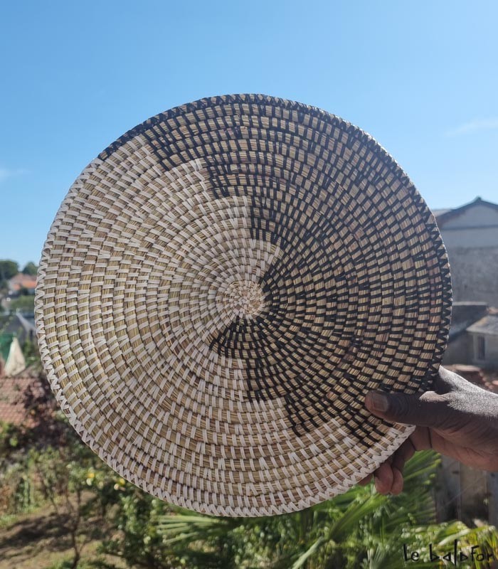 Set de table rond noir et blanc 