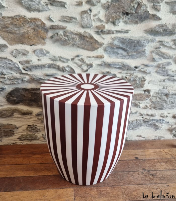 AYLA bordeaux–Table d’appoint artisanale à rayures bicolores - 2