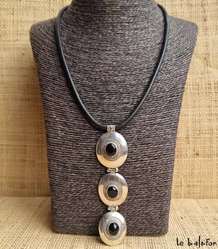 Collier Touareg pendantif Ekundayo - 1
