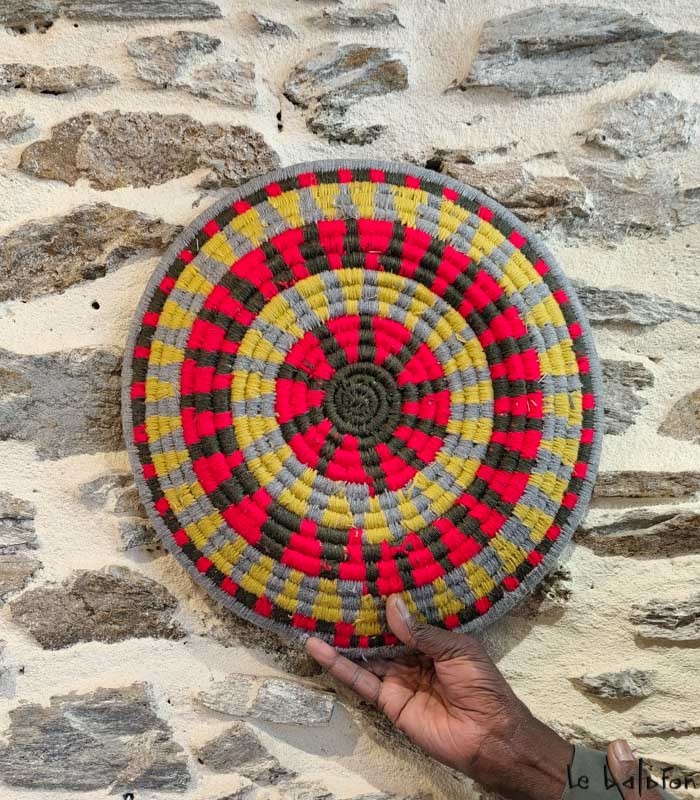 Plateau Berbère graphique coloré avec accroche (Dupliqué) - 2