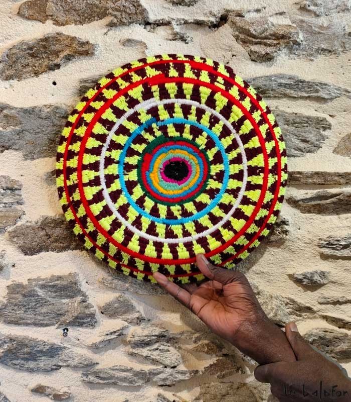 Plateau Berbère artisanal rond coloré (Dupliqué) - 2