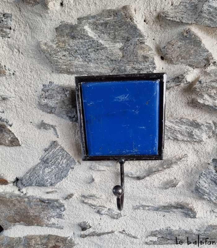 Patère murale en métal recyclé - artisanat africain - 2