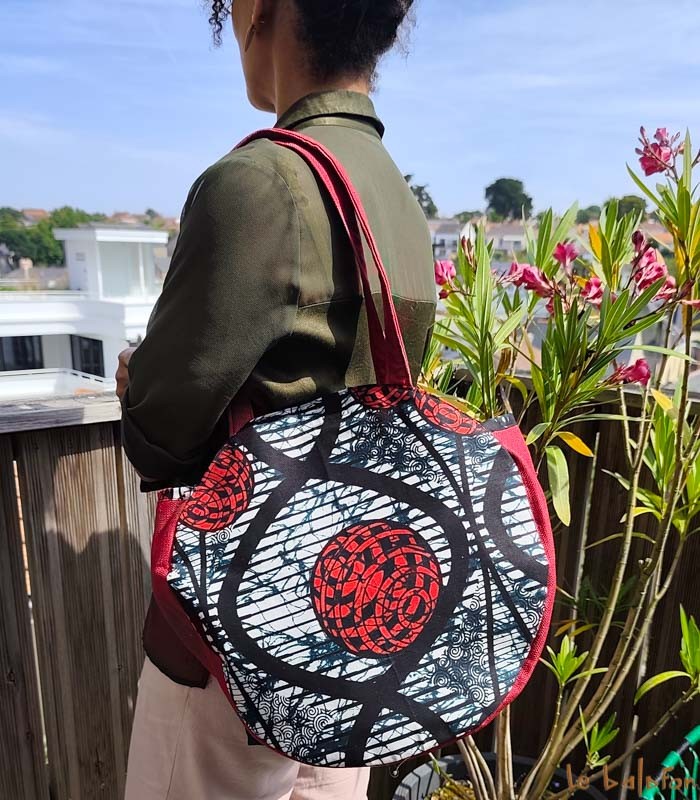 Sac rond en tissu wax rouge, noir & blanc Artisanat du Sénégal - 2