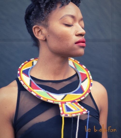 Collier plastron ethnique Massaï