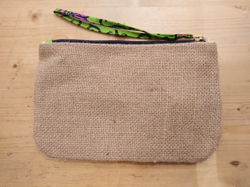 Pochette wax et toile de jute