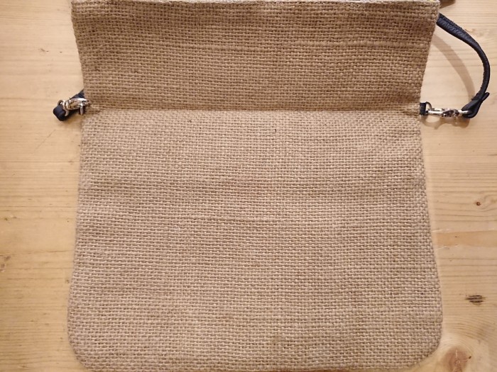 Pochette wax et toile de jute