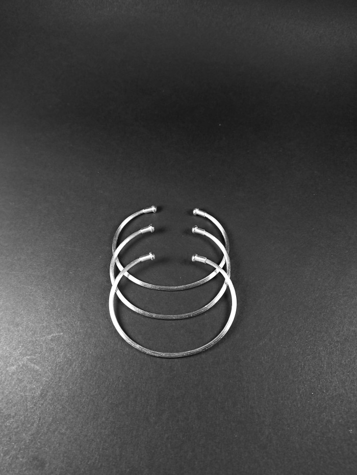 Bracelet jonc ethnique en argent