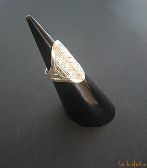 Bague ethnique en argent