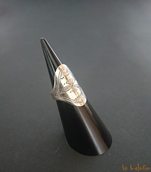 Bague ethnique en argent