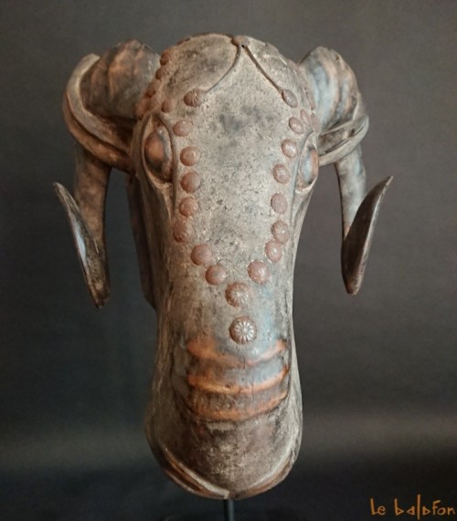Masque Zoomorphe bellier