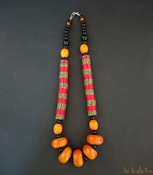 Collier ethnique africain