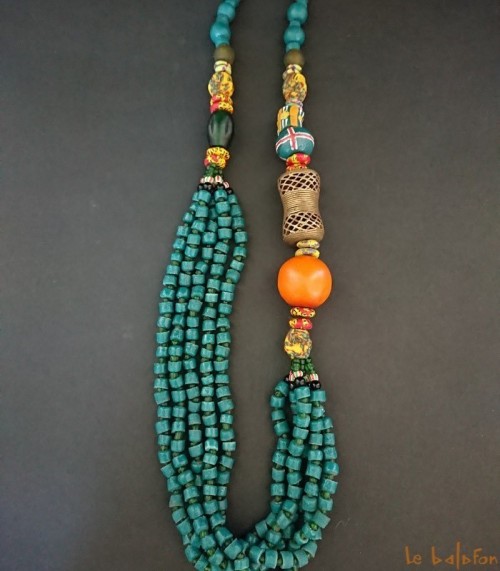 collier sautoir africain