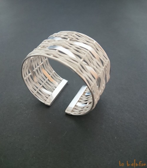 Bracelet ethnique en argent