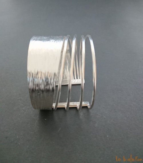 Bracelet ethnique en argent