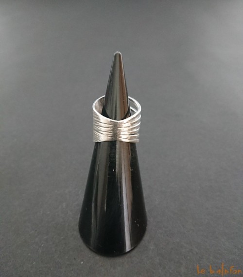 Bague ethnique en argent