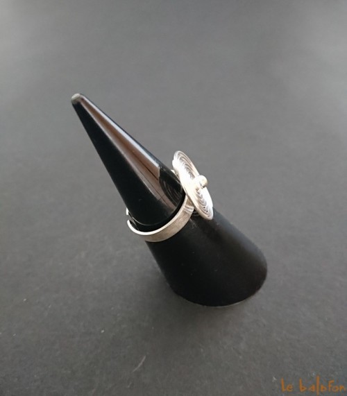 Bague ethnique en argent