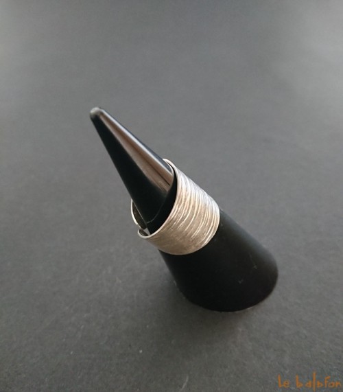 Bague ethnique en argent