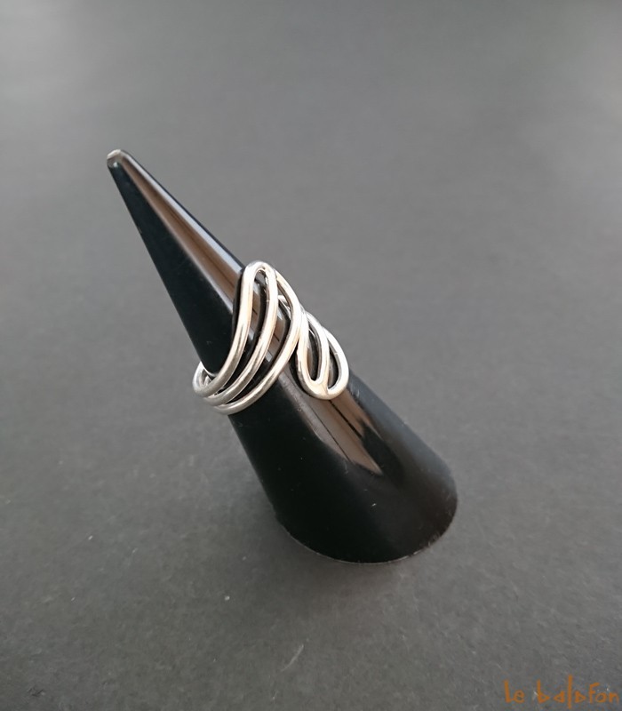 ANCIENNE BAGUE En OR 18k, ARGENT MASSIF, CISELURES, poinçon 950/18K
