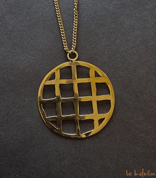 Collier éthiques