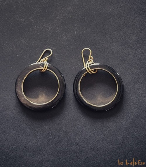 boucles d'oreilles ethniques en corne de zebu