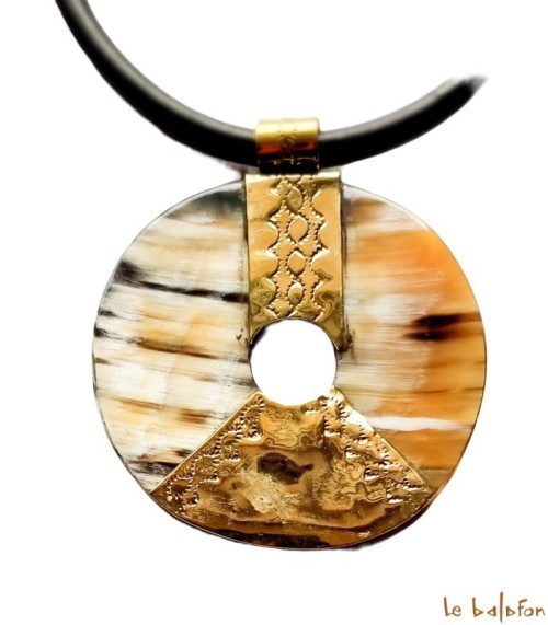 Collier ethnique 